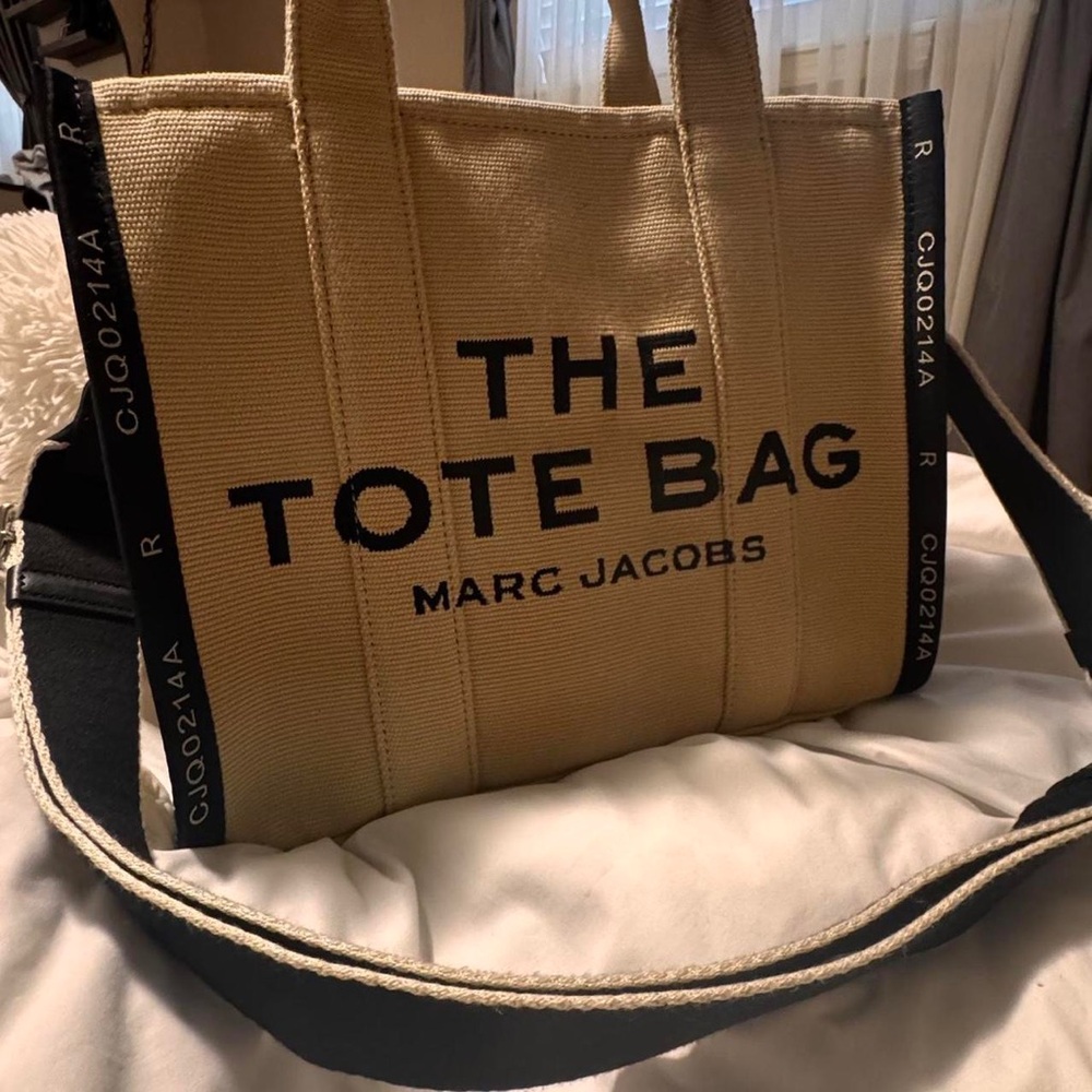 Marc Jacobs Tan and Black Tote Bag